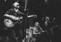 Paul Brady, Sharon Shannon, Leslie Dowdall and Pater O'Toole at  Vicar St- October 2001